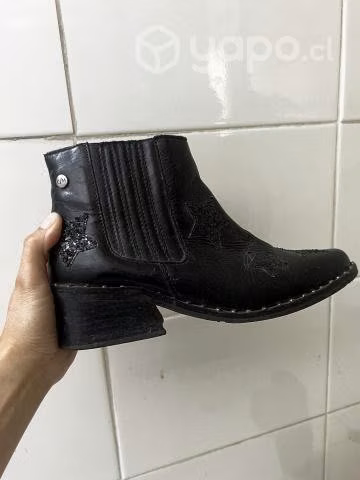 Botines negros cmoran talla 37 - Imagen 2