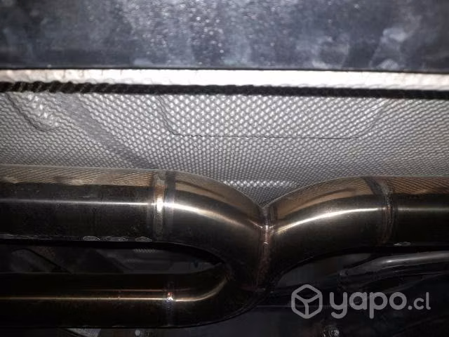 Volvo v40 R desing por viaje a toda prueba