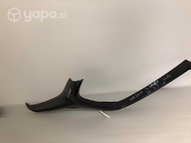 Bisel de mascara mazda 3 sport 2020-2023