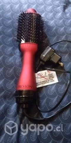 Sepillo y secador de pelo Revlon nuevo