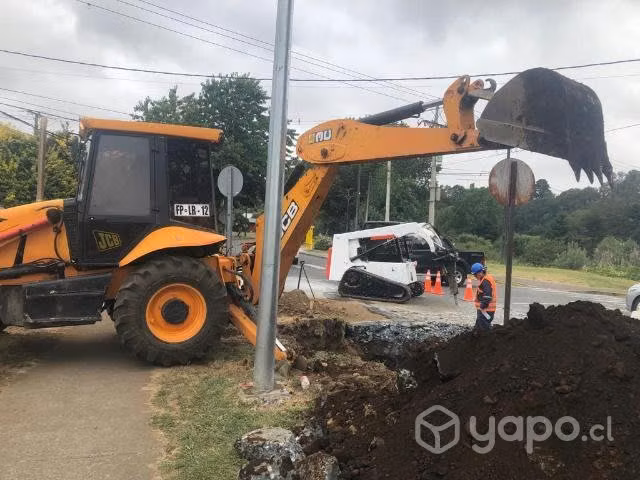 Servicios retroexcavadora