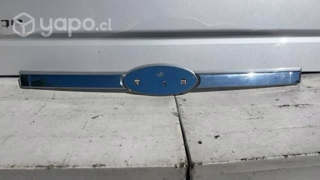 Ford ranger bisel mascara (12-16)