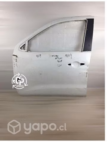 Puerta delantera LH Nissan Np