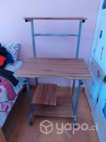 Escritorio y rack mini