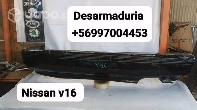 Parachoque Nissan v16 desarmaduría