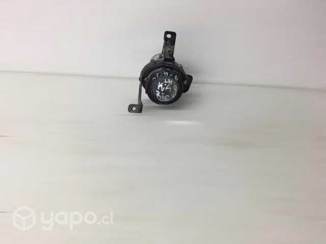 Neblinero lh kia rio 