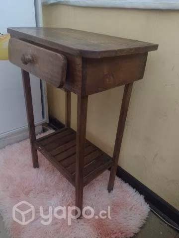 Mesita con cajón