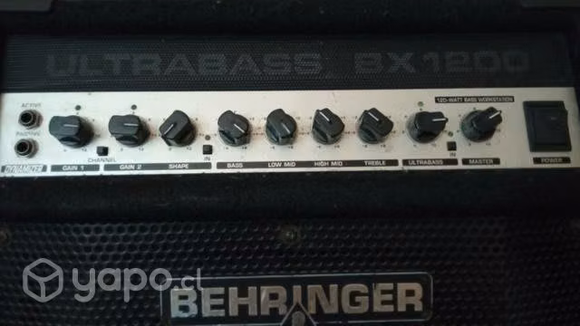 Bajo Ibanez activo 5 cuerdas , Equipo BEHRINGER
