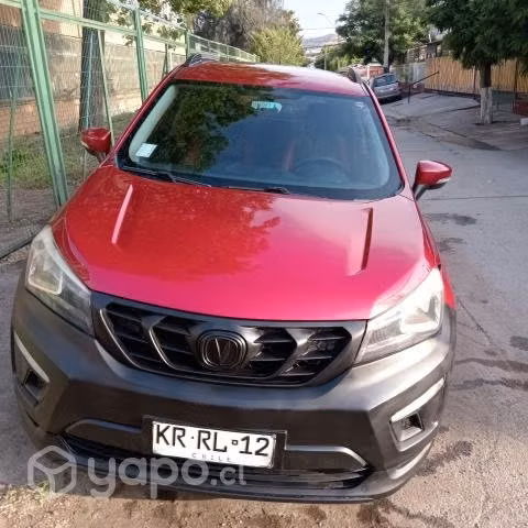 Camioneta 2018 única dueña papeles al.dia
