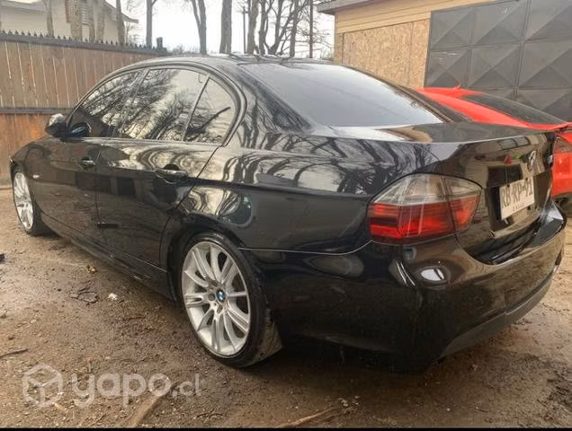 BMW 320i 2006