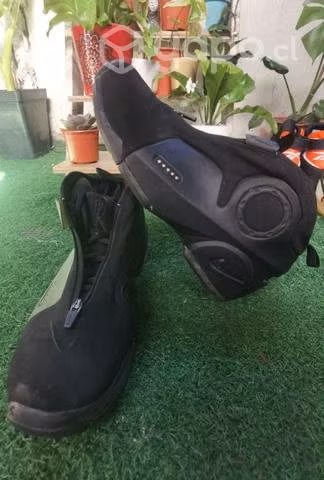 Zapatillas multi marcas y modelos de 2da americana