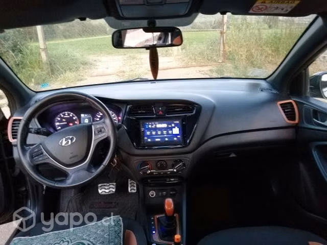 Vendo hyundai i20. 2017
