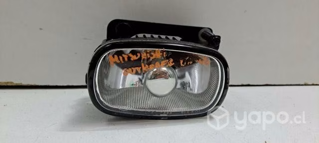 Neblinero mitsubishi outlander