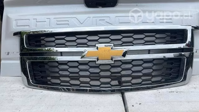 Chevrolet tahoe mascara (14-20)