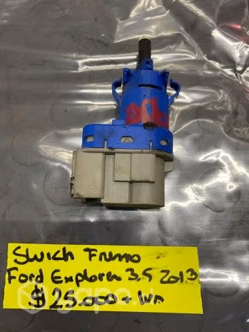 Swich freno Ford Explorer 3.5 2013