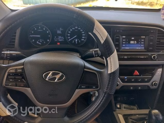 Se vende auto Hyundai Elantra - Imagen 6