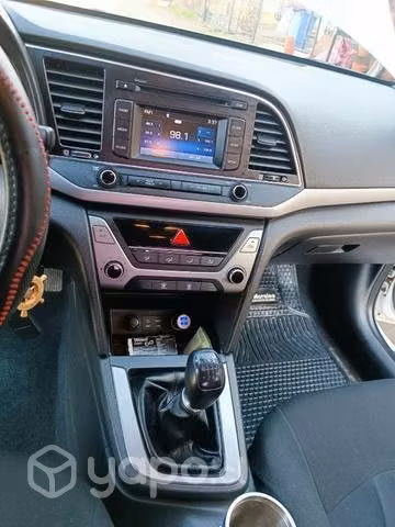 Se vende auto Hyundai Elantra - Imagen 2
