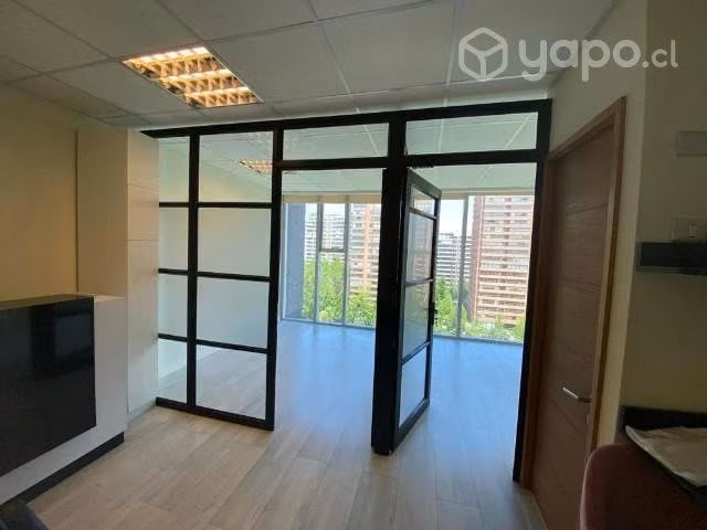 Moderna Oficina En Arriendo Kennedy, Vitacura 40 M