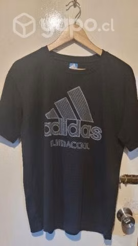 Poleras deportivas