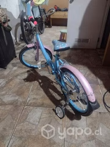 Bicicleta niña semi nueva