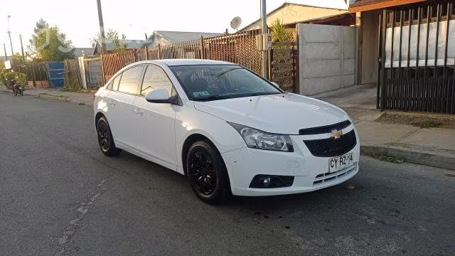 Chevrolet Cruze 1.8 full 121.000 kilómetros