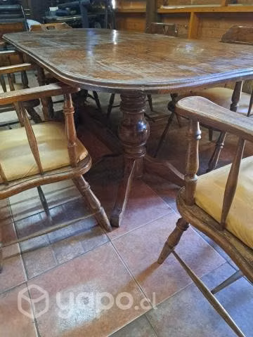 Comedor de castaño