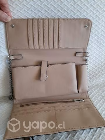 Remato Cartera Guess
