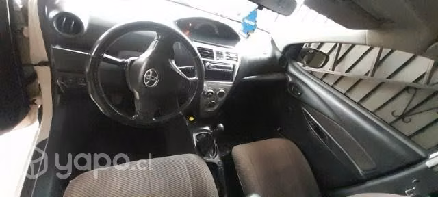 Vendo toyota Yaris