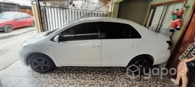 Vendo toyota Yaris