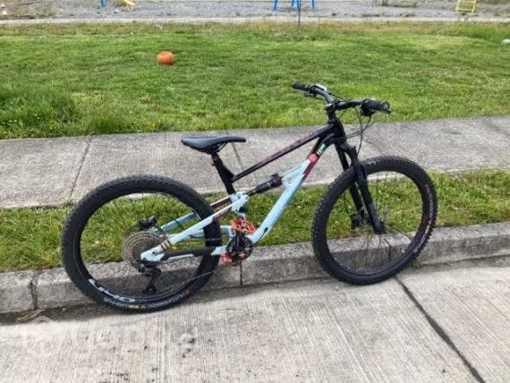 Bici Polygon D7