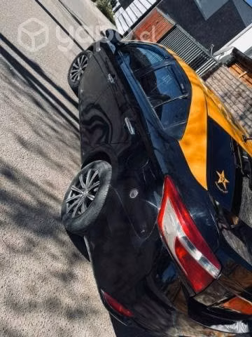 Se vende taxi al día llegar y trabajar