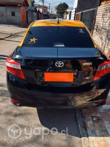 Se vende taxi al día llegar y trabajar