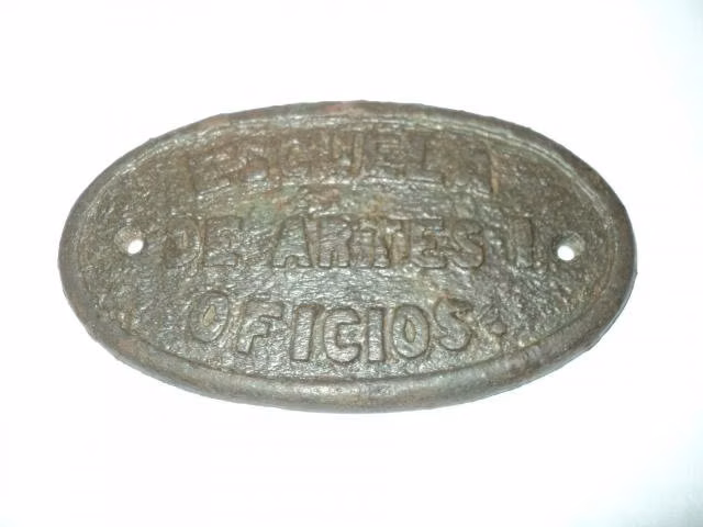 Antigua Placa Bronce Escuela De Artes i Oficios