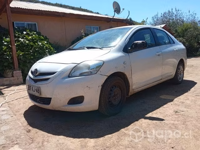 Toyota yaris 2009