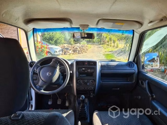 Suzuki jimny 2015