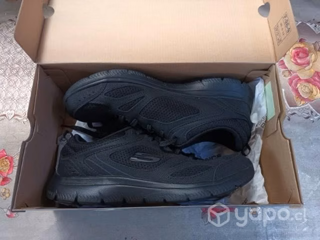 Zapatillas Skechers nuevas originales número 40 - Imagen 2