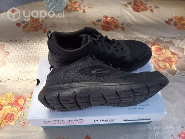 Zapatillas Skechers nuevas originales número 40 - Imagen 4