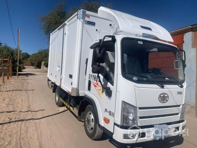 Servicio o Arriendo Camion cerrado 2.5 Ton