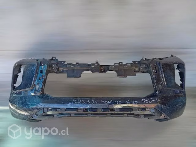 Parachoque delant mitsubishi montero 2020-2022