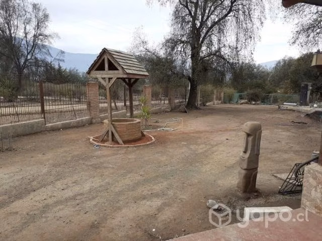 Parcela en Melipilla con casa y piscinas en venta