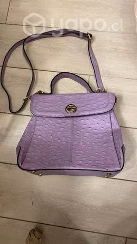 Cartera cuerina lila