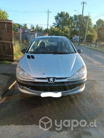 Vendo Peugeot 206 xr1.6 ( conversable ) - Imagen 2