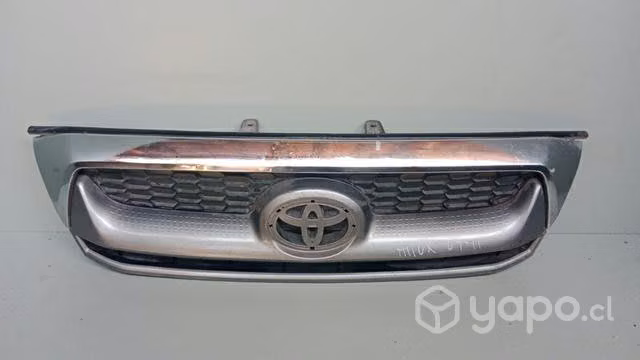 Mascara toyota hilux dmg repuestos 29.90