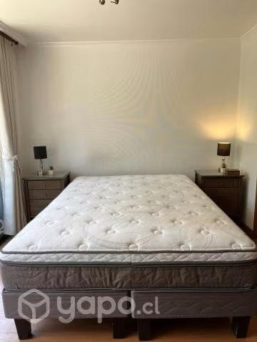 Cama Rosen dos Plz con veladores y lámparas