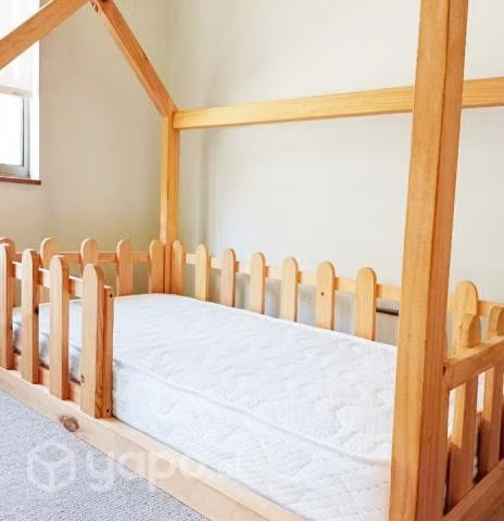 Cama de transición con colchón semi nuevo - Imagen 3