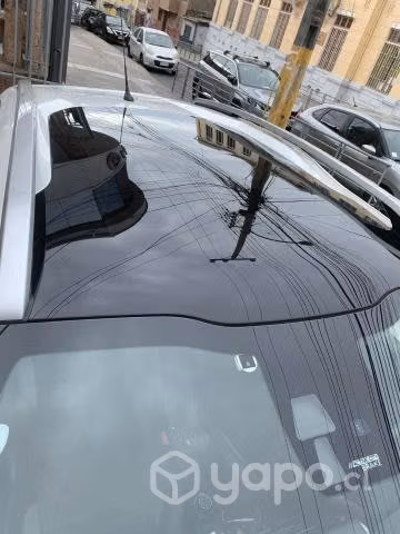 Vendo Peugeot 2008 / año 2017 / 1.2 / bencina