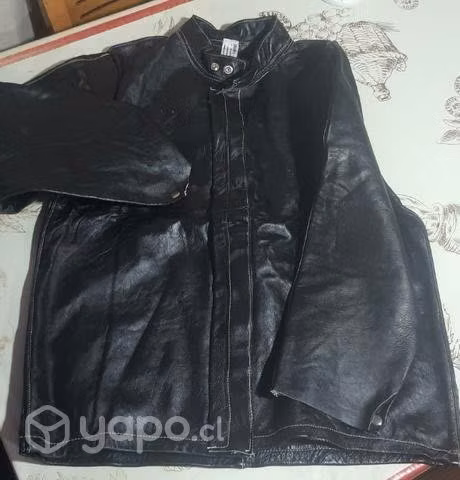 Tenida de cuero Talla L
