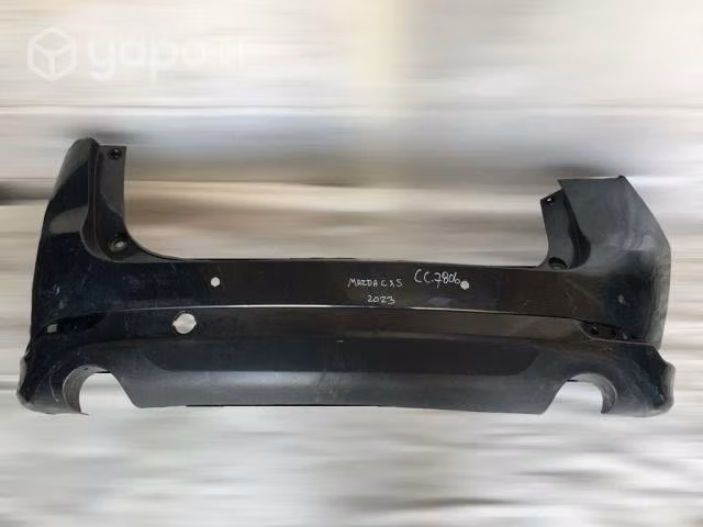 Parachoque trasero mazda 2023