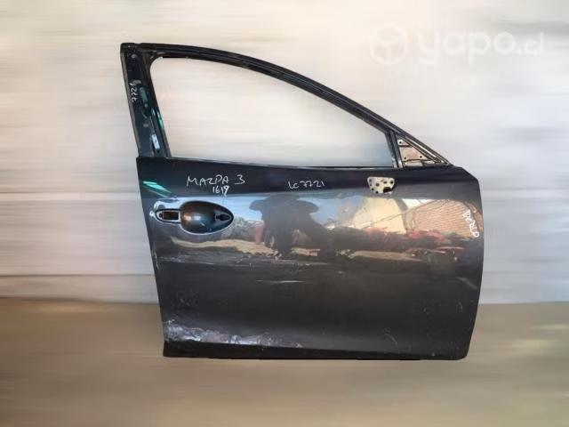 Puerta delantera rh mazda 