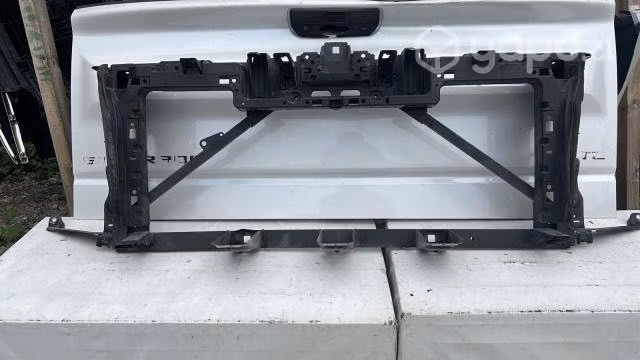 Frontal chevrolet tahoe (15-20)